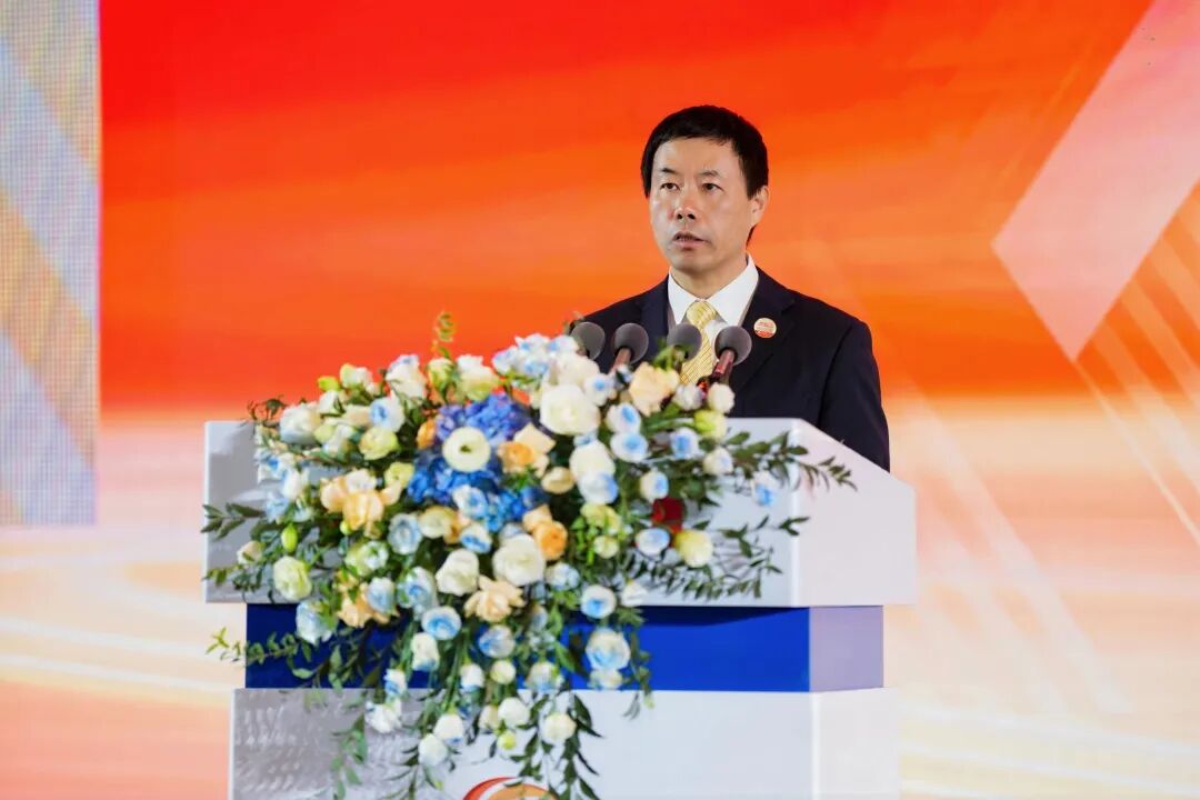 W020251110474354620822